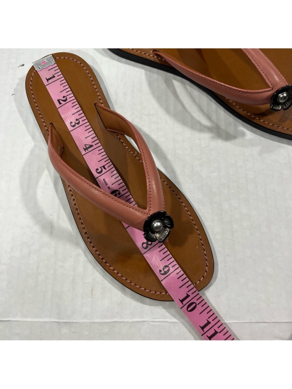 COACH TEA ROSE LEATHER FLIP FLOP - Picture 5 of 13